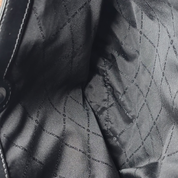 Michael Kors Cindy Dome Satchel Black Monogram Leather Trim Crossbody COA - Picture 7 of 12